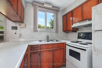 13 Burritt Street • Parry Sound, ON photo 6
