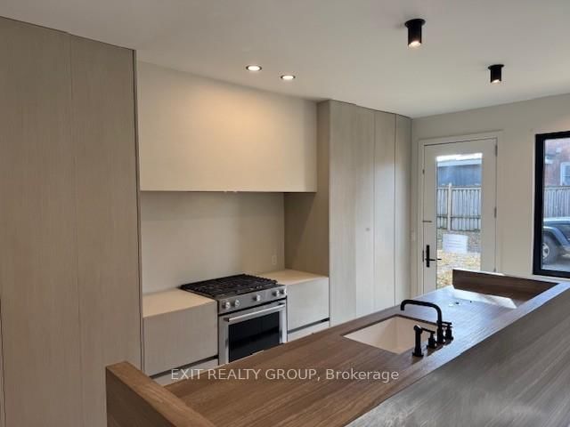 368 Picton Main Street • Prince Edward County, ON photo 27