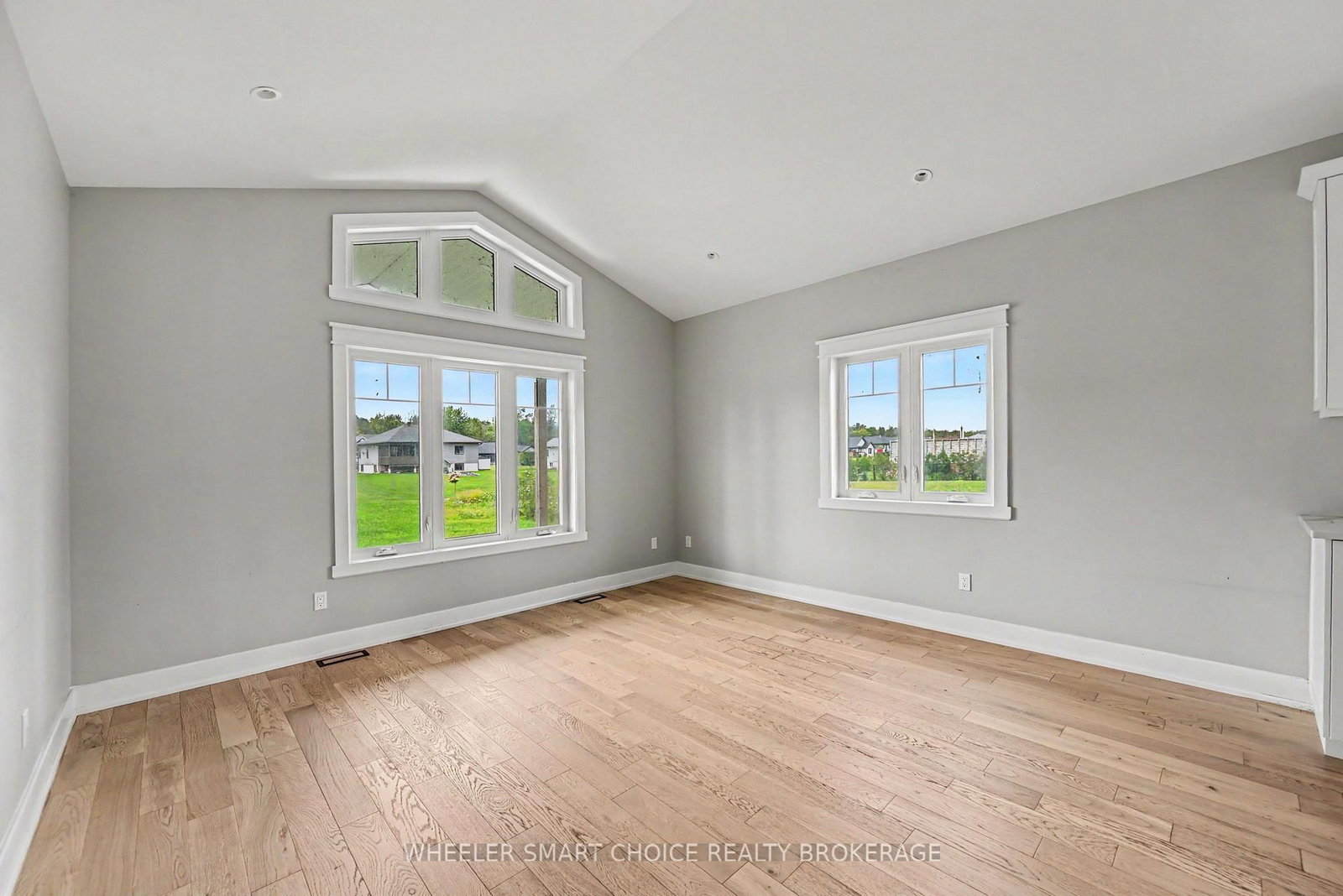 31 Dale Street • South Stormont, ON photo 14