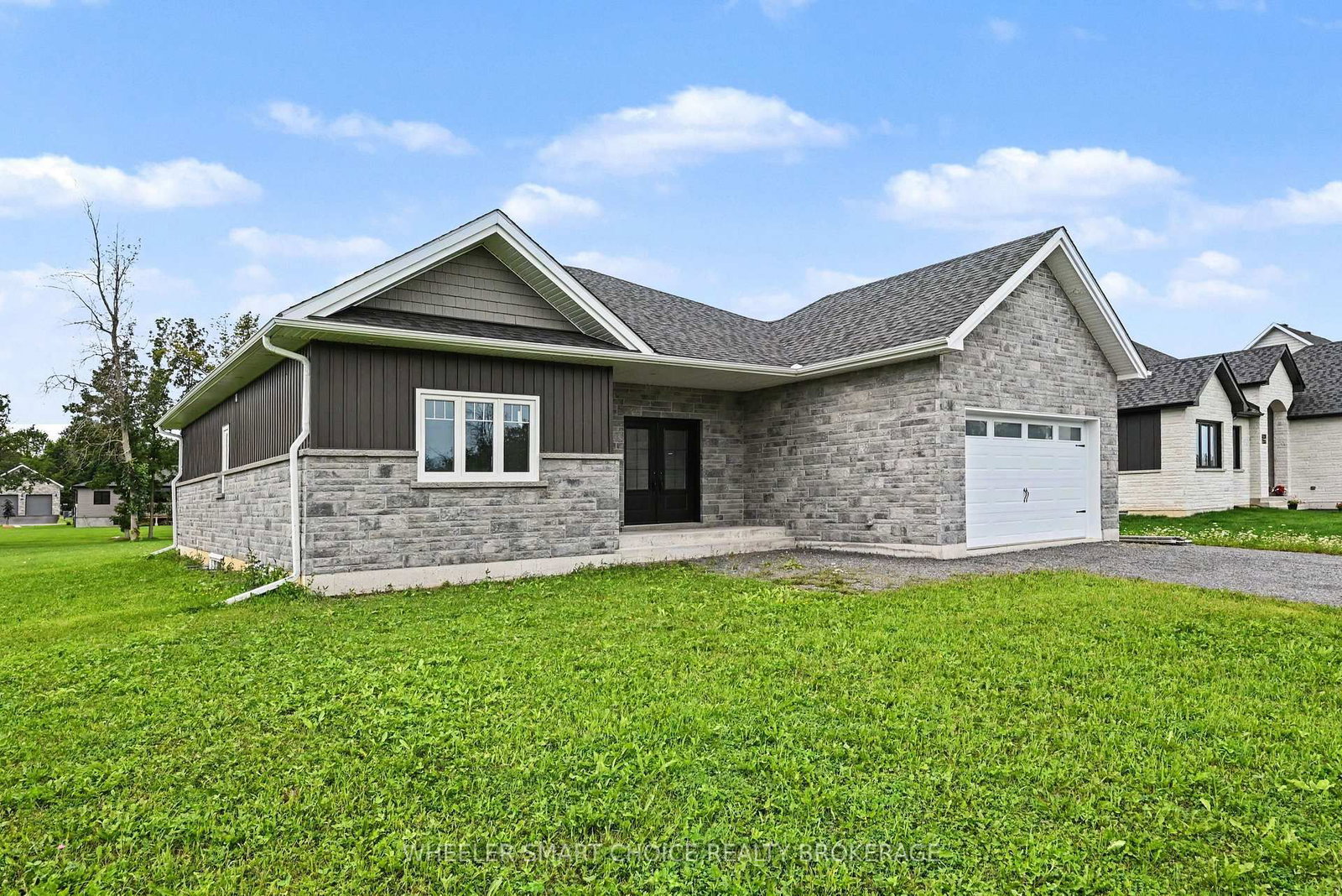 31 Dale Street • South Stormont, ON photo 4