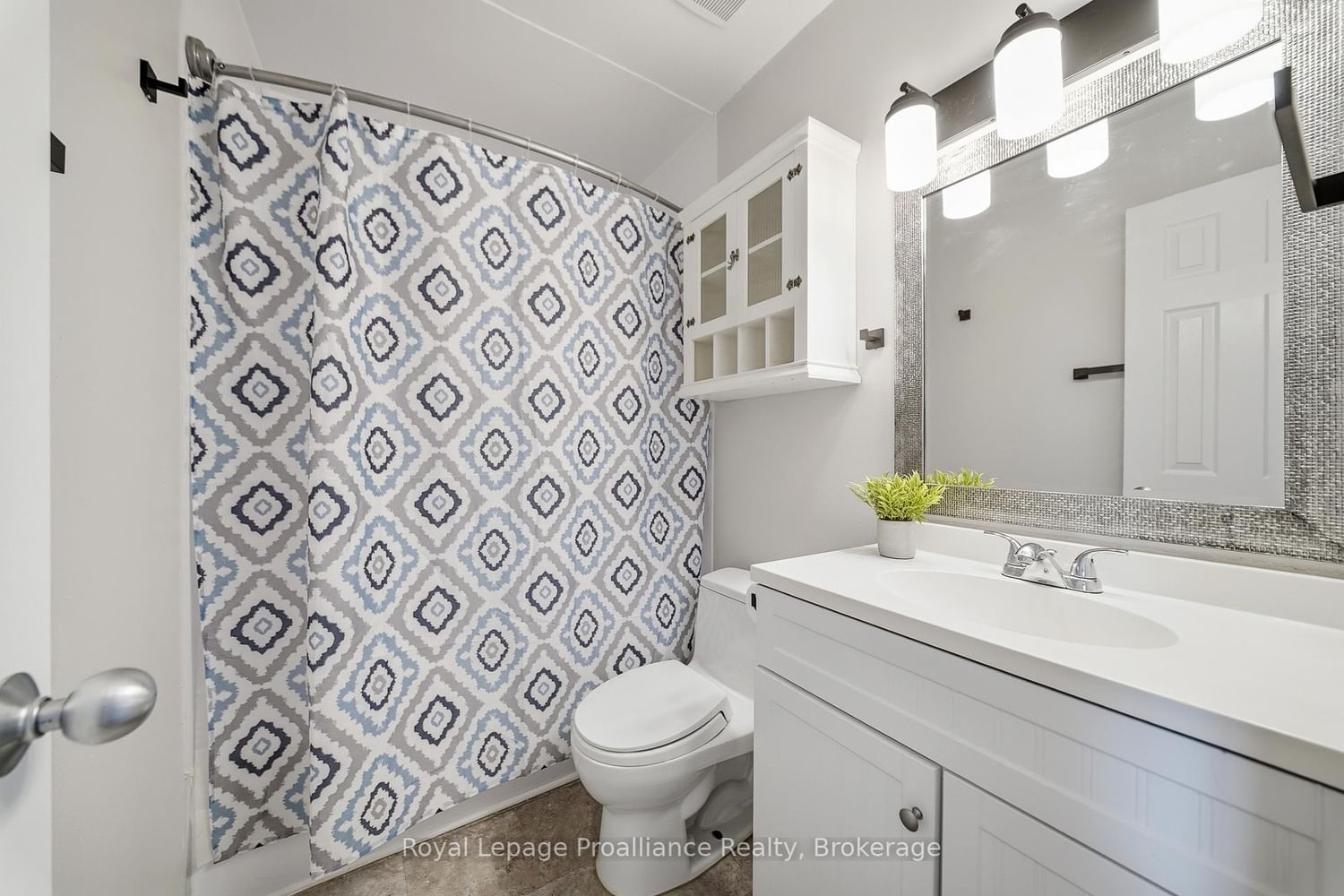19 Prince of Wales Drive • #B • Belleville, ON photo 25