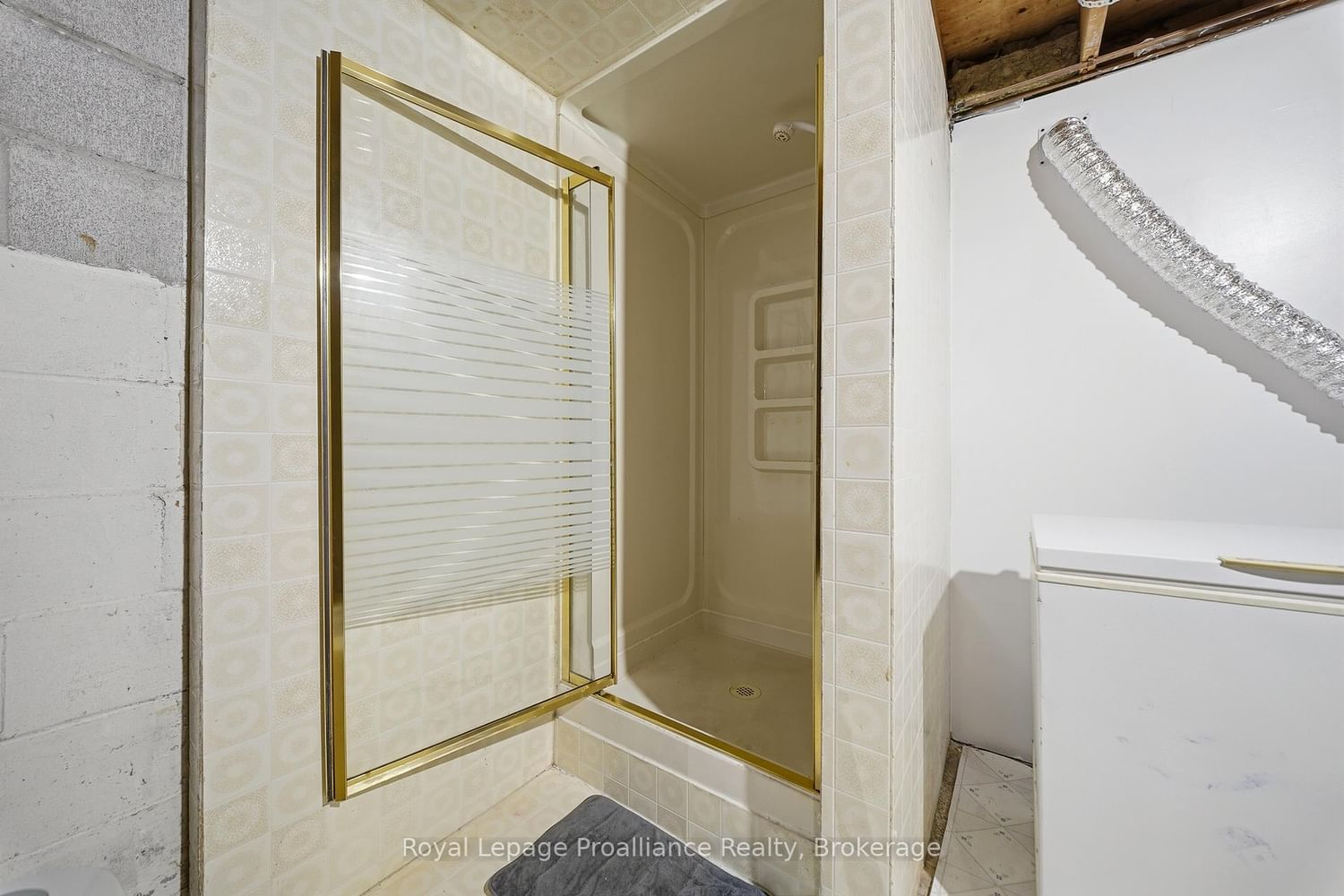 19 Prince of Wales Drive • #B • Belleville, ON photo 33
