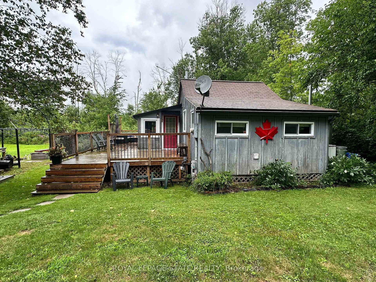 716 Sandy Bay Road • Haldimand, ON photo 2