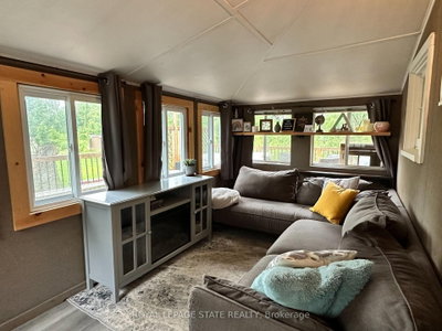 716 Sandy Bay Road • Haldimand, ON photo 8