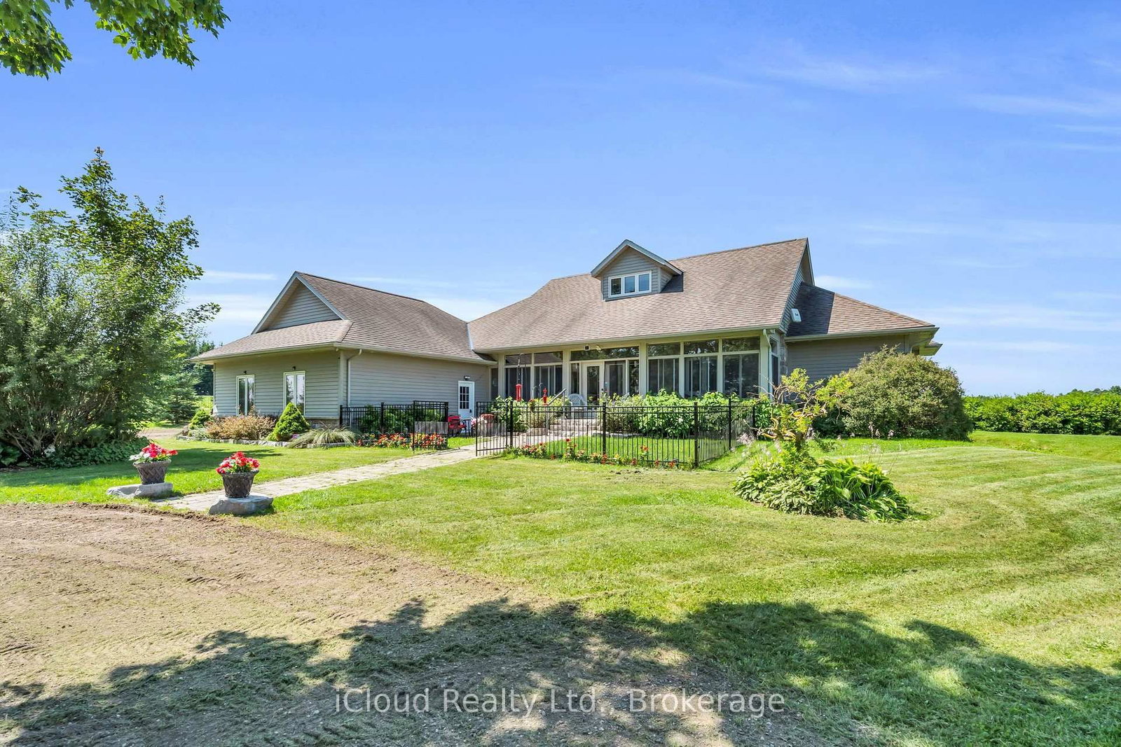 514164 2nd Line • Amaranth, ON photo 1