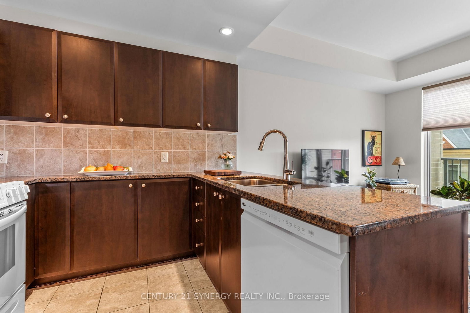 200 Besserer Street • #501 • Ottawa, ON photo 19