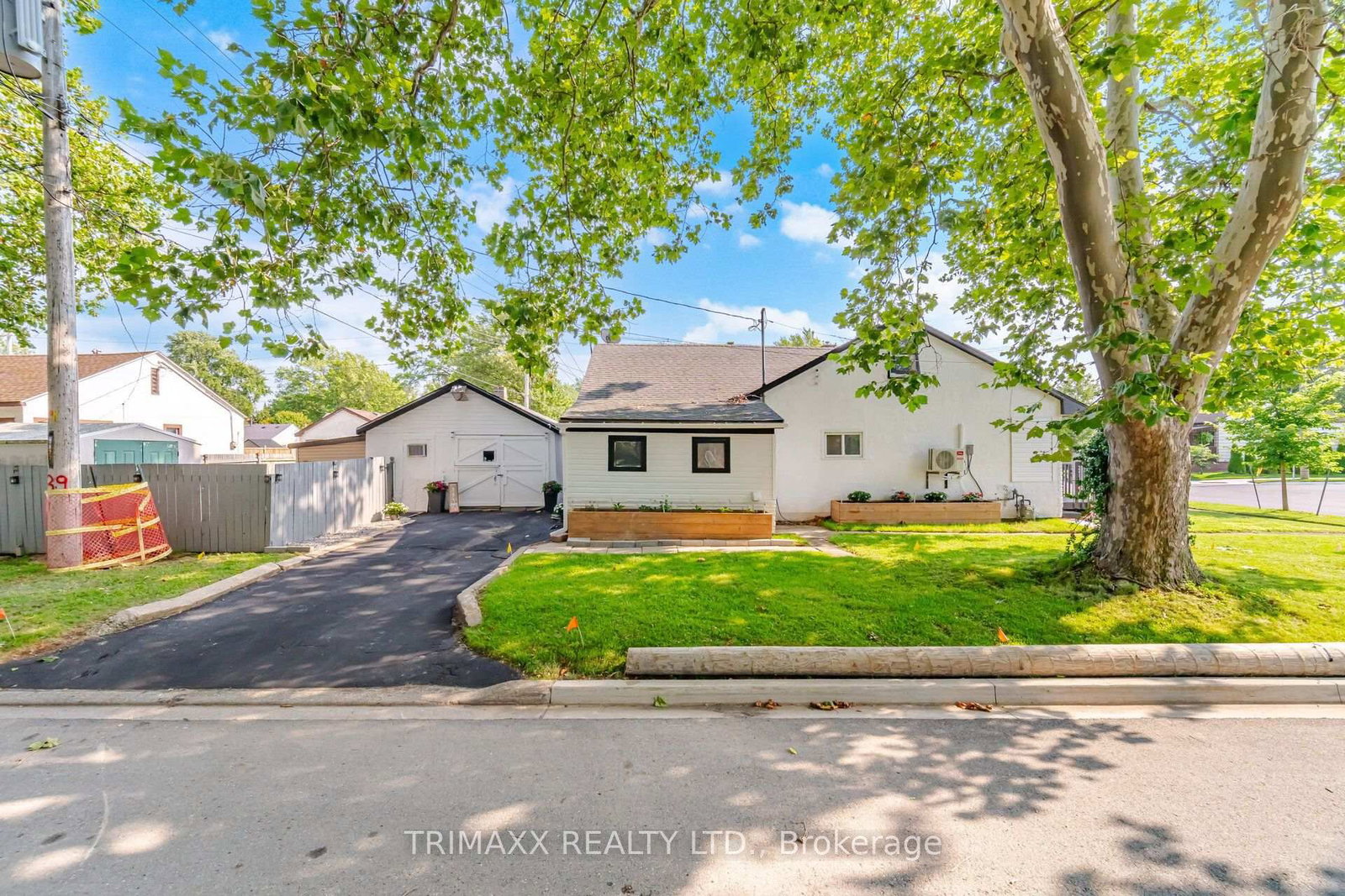 34 DOVER Road • Welland, ON photo 36