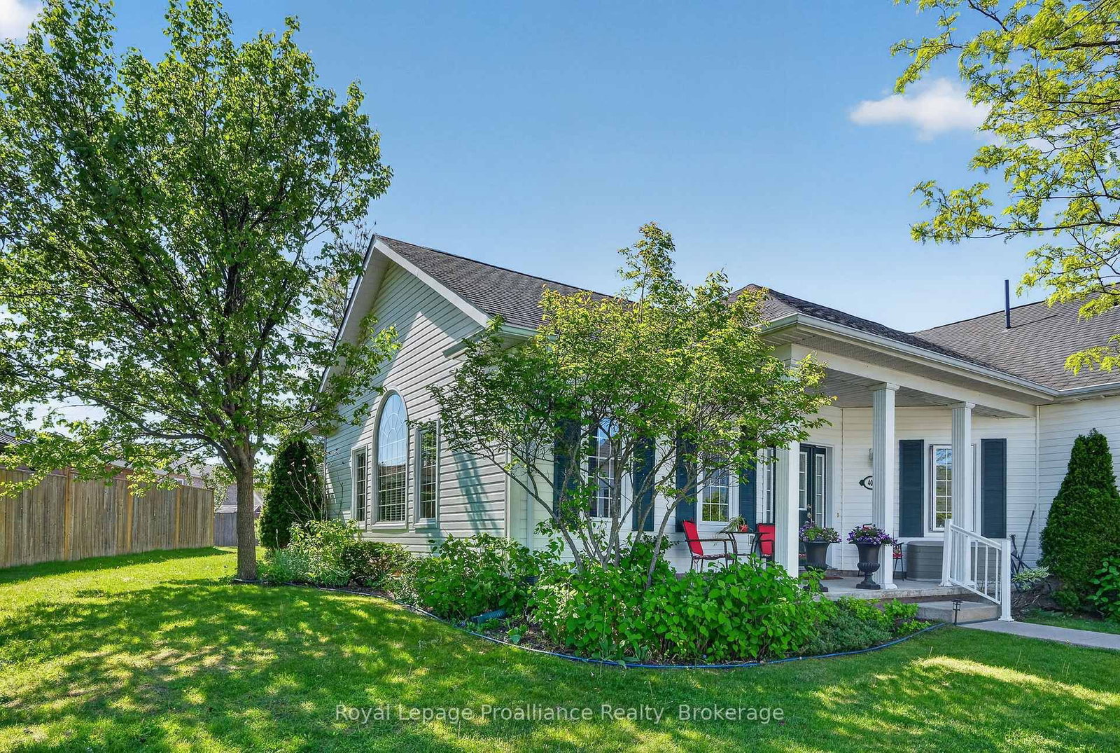 325 Densmore Road • #402 • Cobourg, ON photo 1