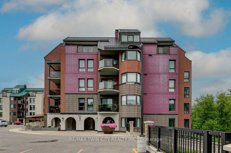 32 - 52 Blue Springs Drive