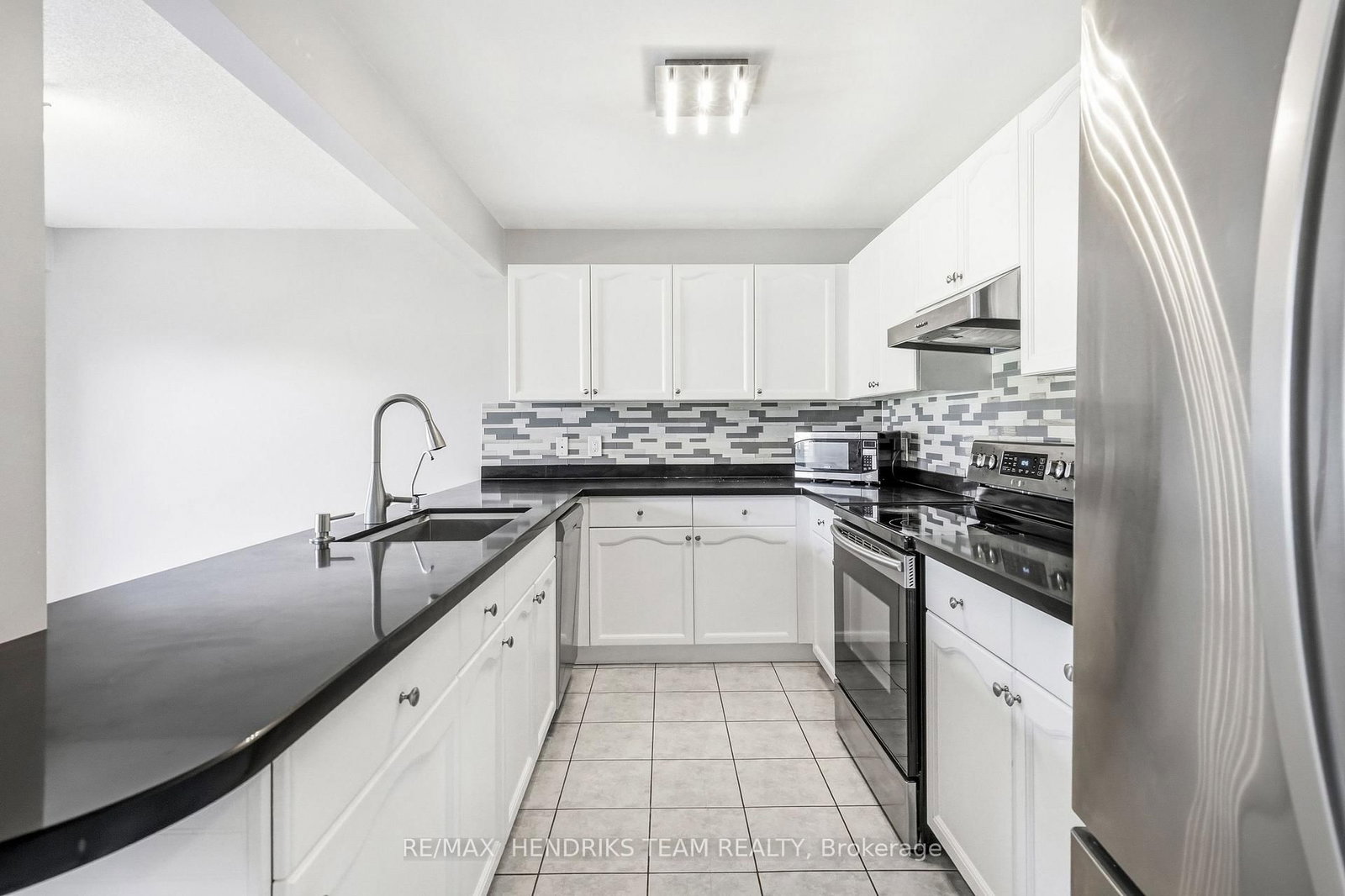 19 Mcbride Drive • St. Catharines, ON photo 10