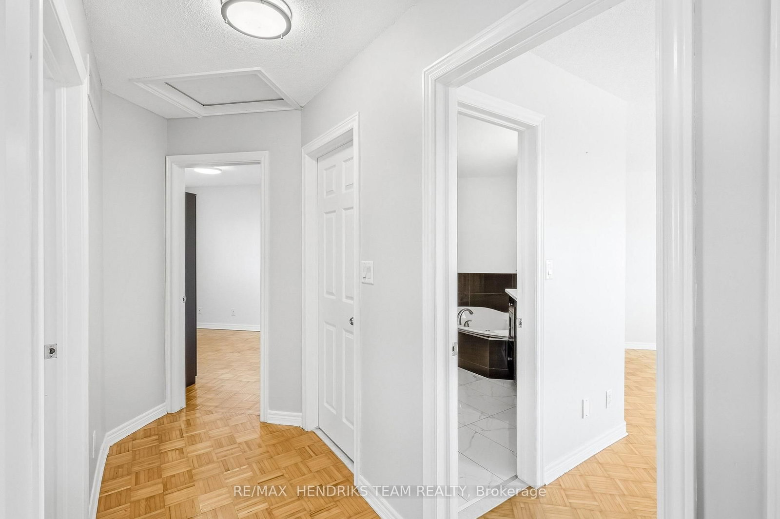 19 Mcbride Drive • St. Catharines, ON photo 17