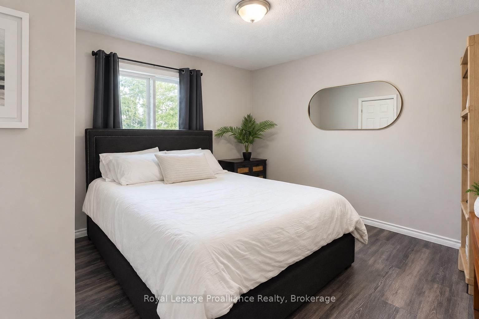 115 Nicholas Street • Quinte West, ON photo 14