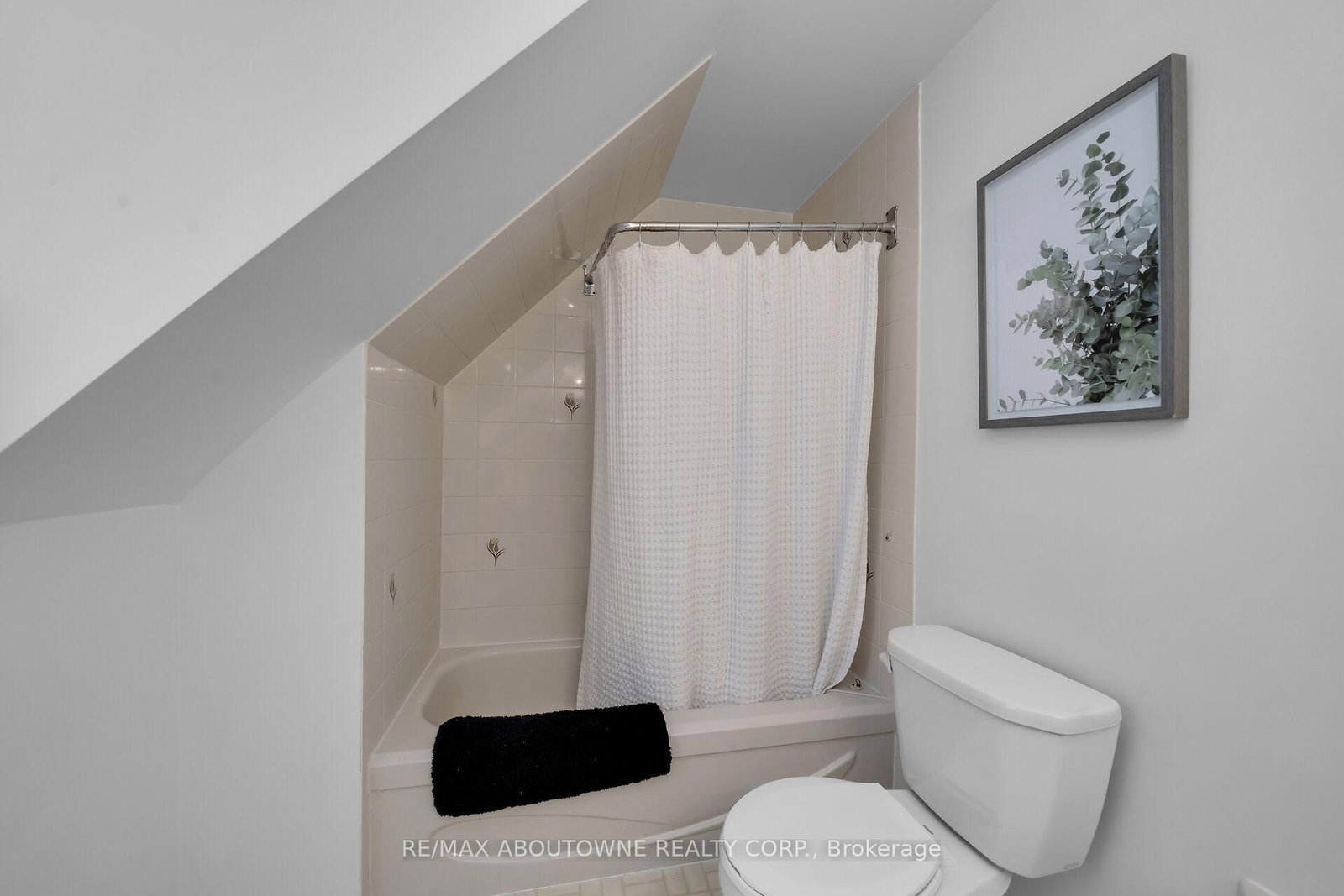 678 Edinburgh Road S • Guelph, ON photo 20