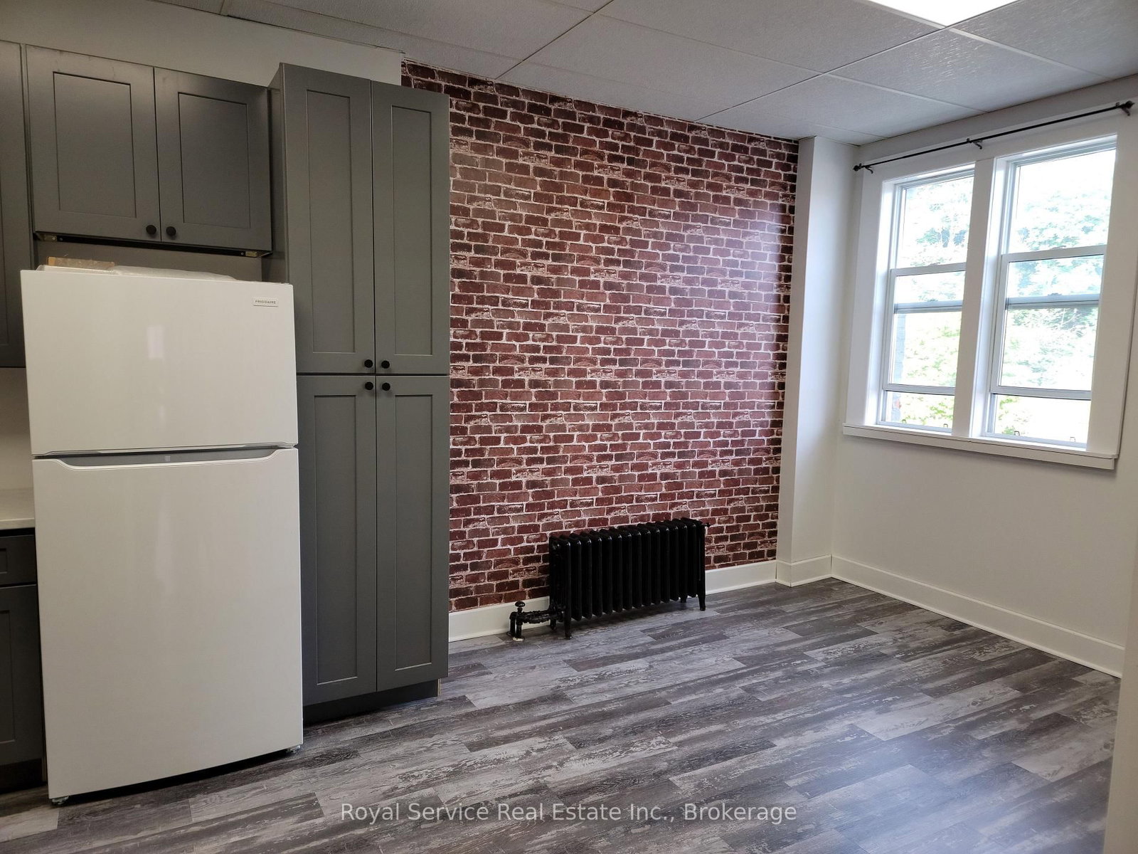 #2 - 18 Walton Street, Port Hope 2