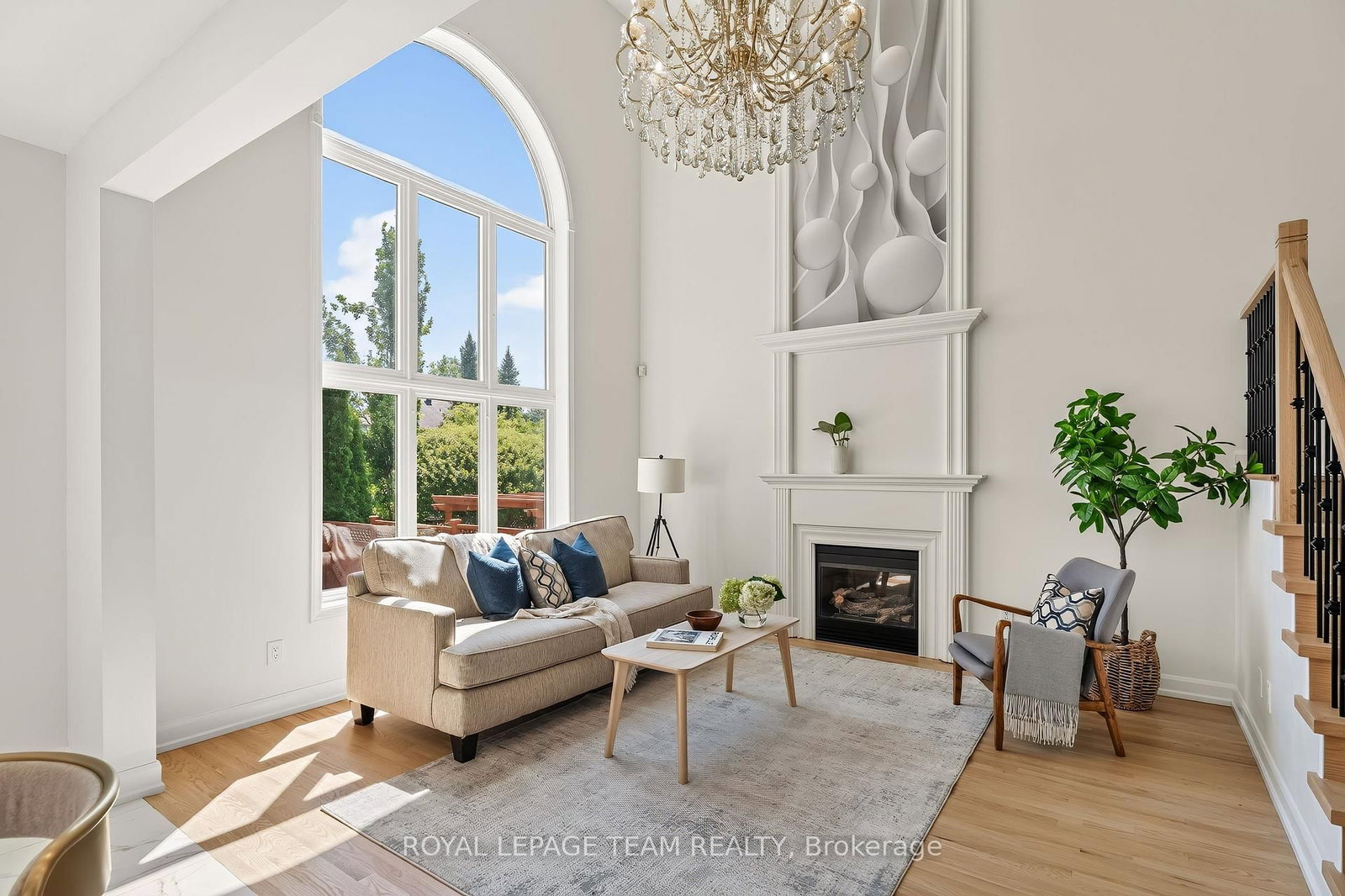 28 Borealis Crescent • Ottawa, ON photo 6