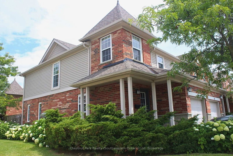 124 Gosling Gardens