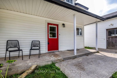 7 Union Street • Cavan Monaghan, ON photo 4