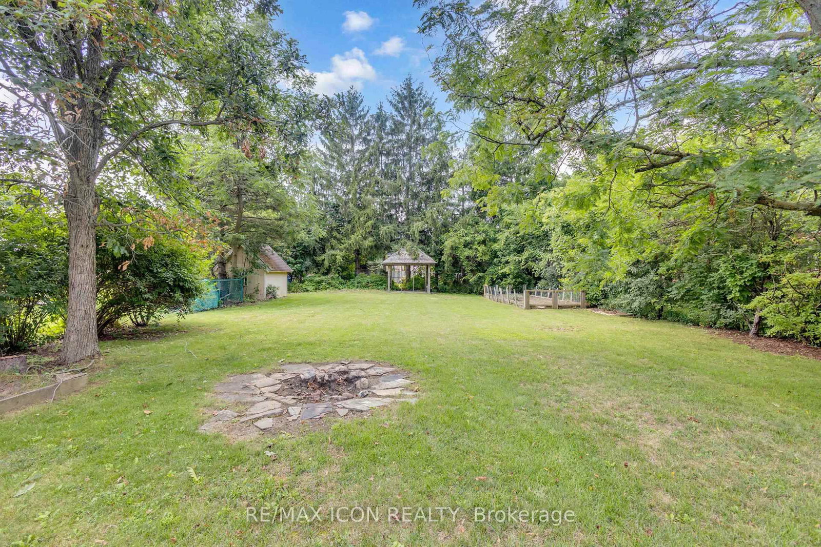 218 Northumberland Street • North Dumfries, ON photo 39
