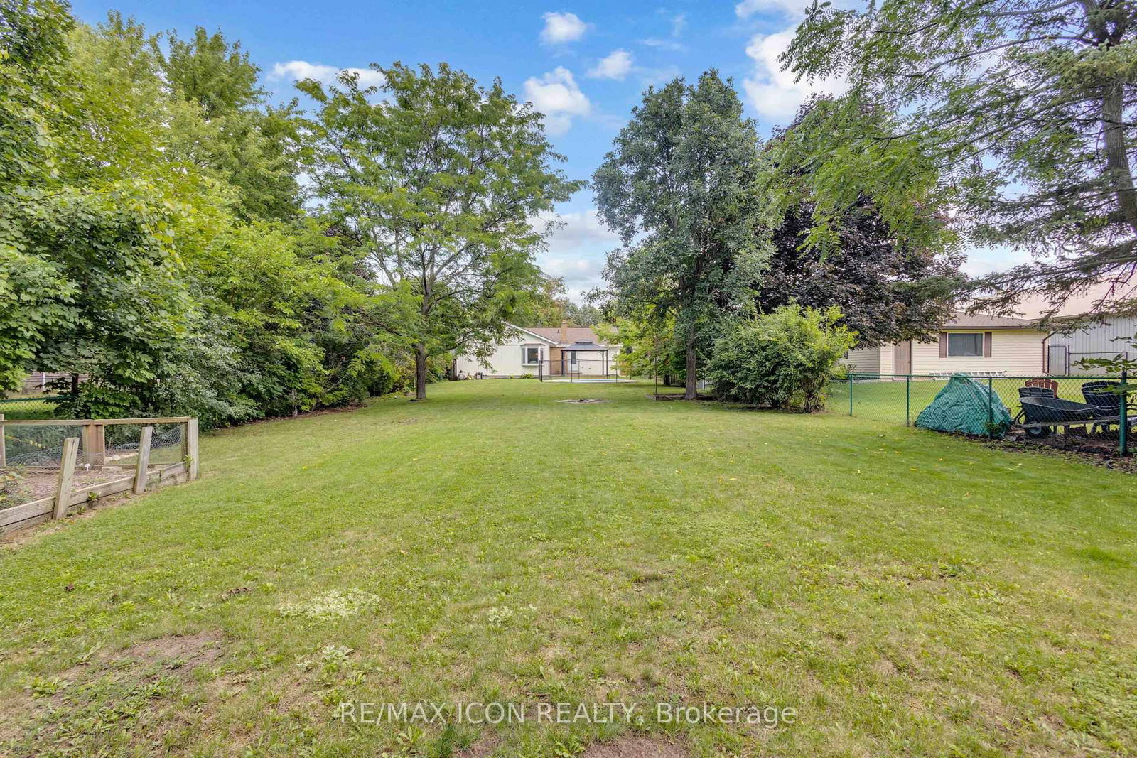 218 Northumberland Street • North Dumfries, ON photo 41