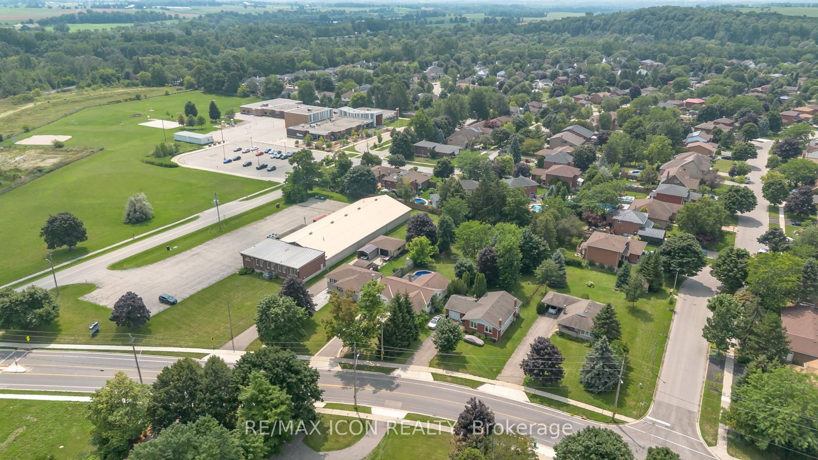 218 Northumberland Street • North Dumfries, ON photo 43