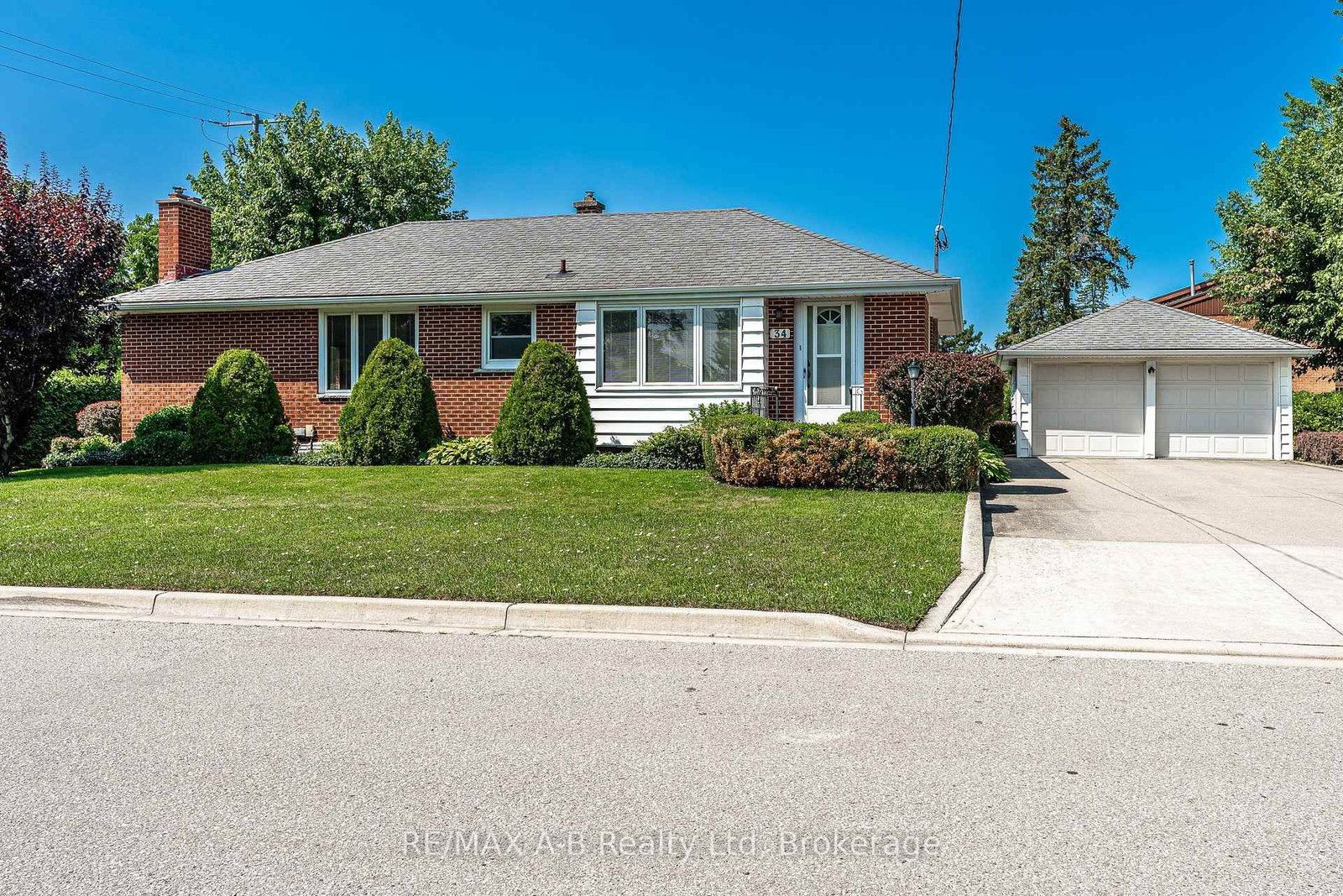 34 Warner Street • St. Marys, ON photo 1