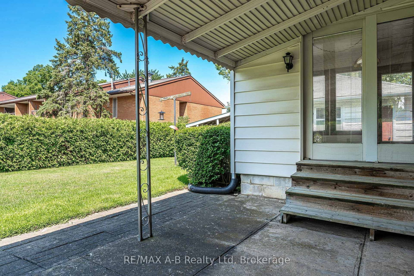 34 Warner Street • St. Marys, ON photo 39
