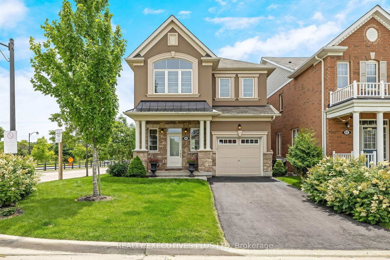 86 Stillwater Crescent