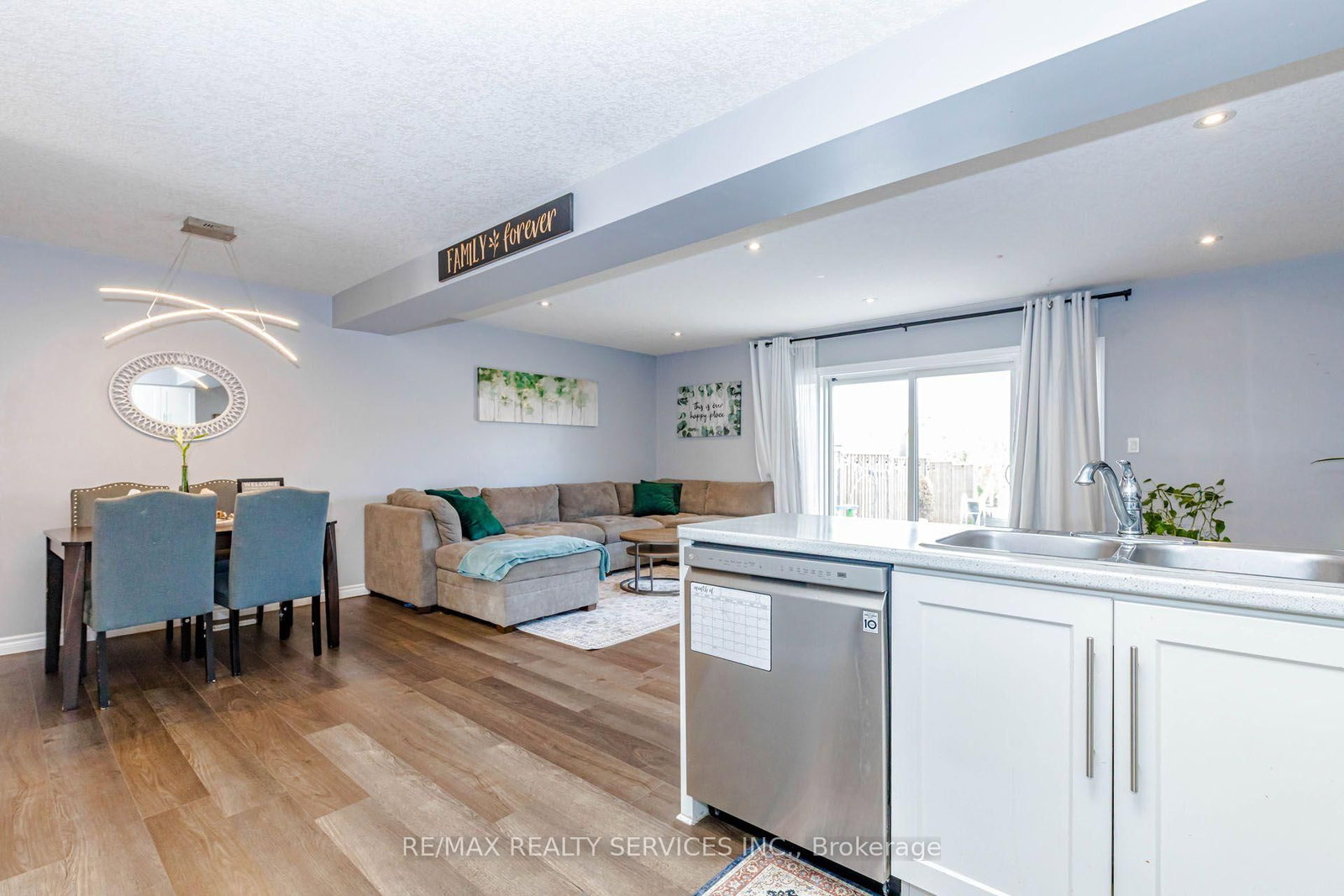 1561 Dunkirk Avenue • Woodstock, ON photo 10