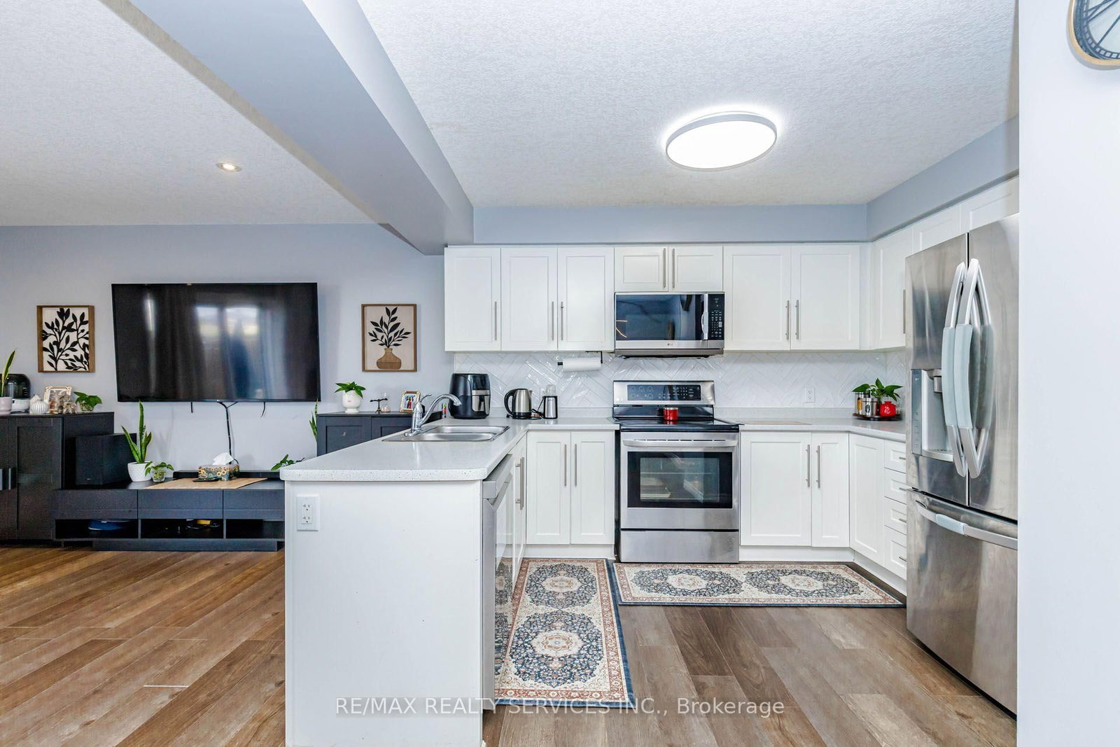 1561 Dunkirk Avenue • Woodstock, ON photo 12