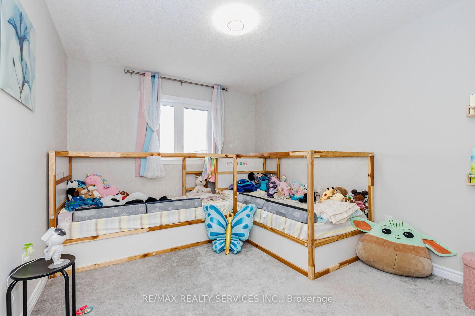 1561 Dunkirk Avenue - Photo 31