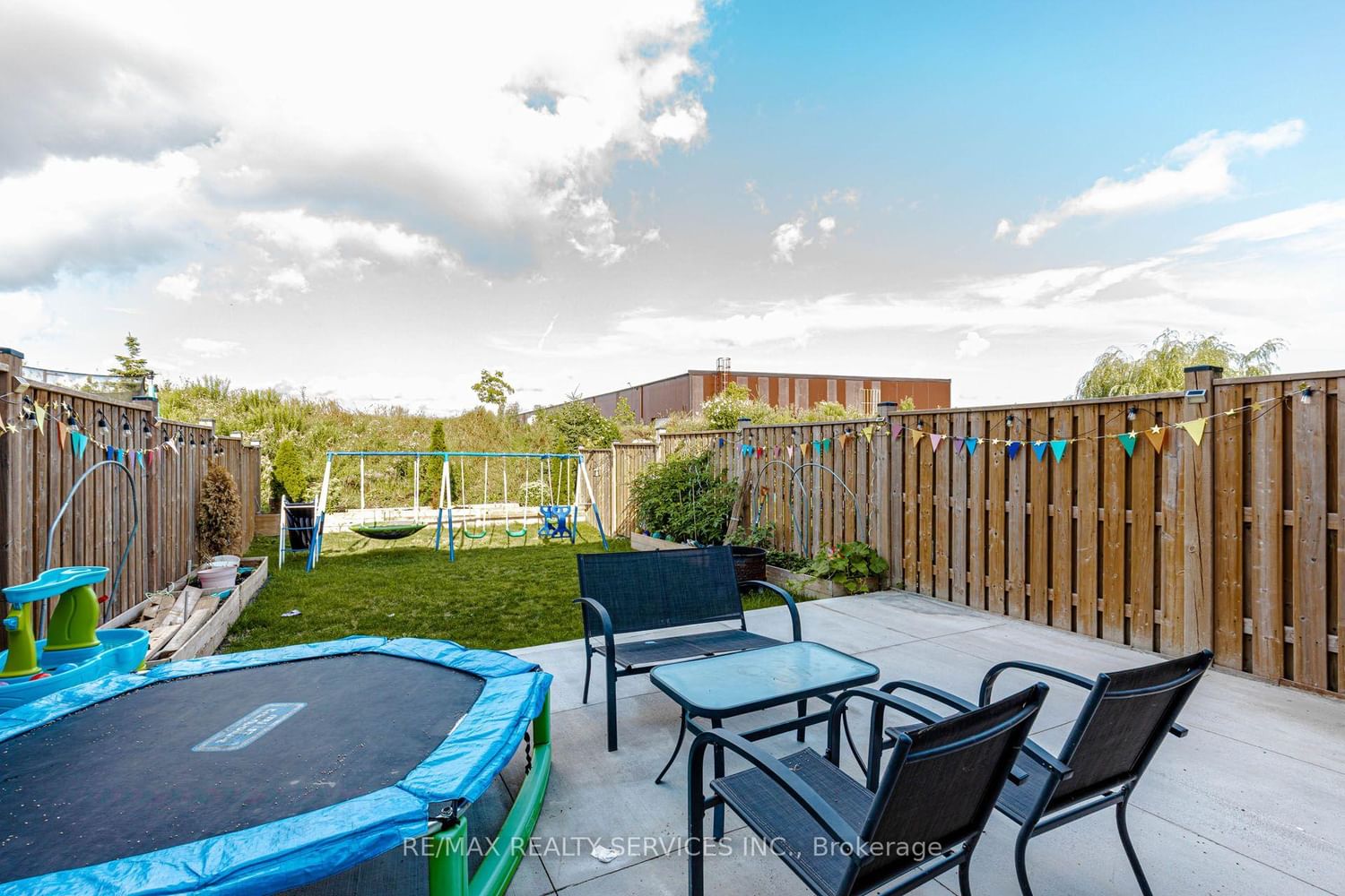 1561 Dunkirk Avenue • Woodstock, ON photo 41