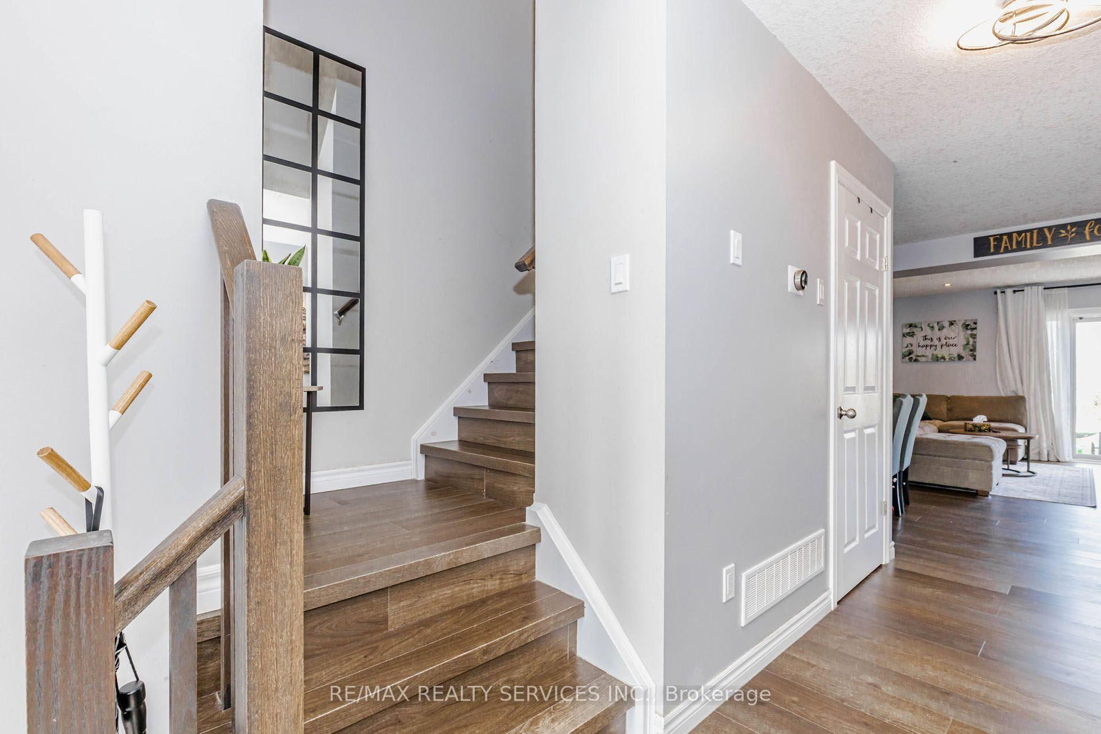 1561 Dunkirk Avenue • Woodstock, ON photo 50