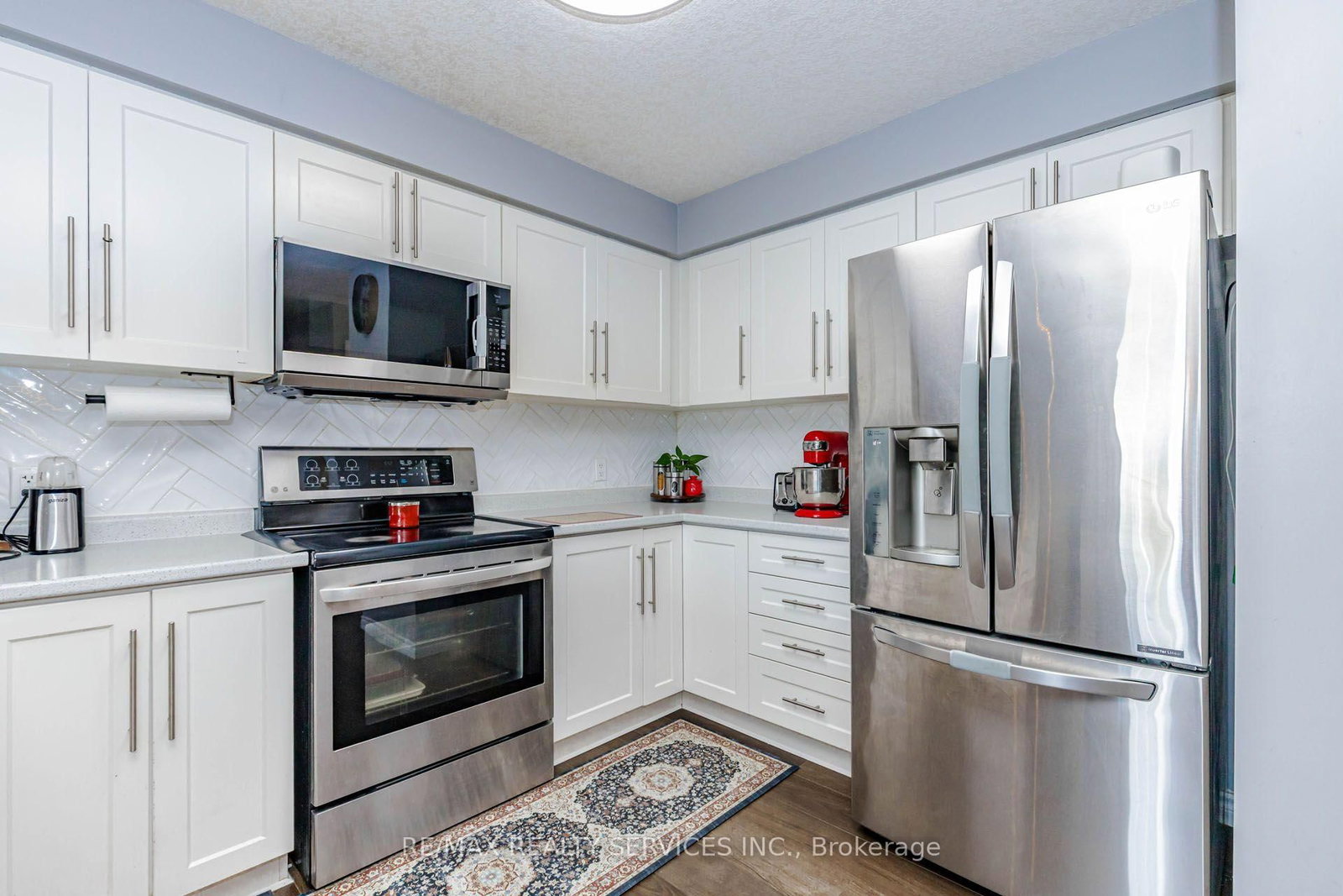 1561 Dunkirk Avenue • Woodstock, ON photo 8