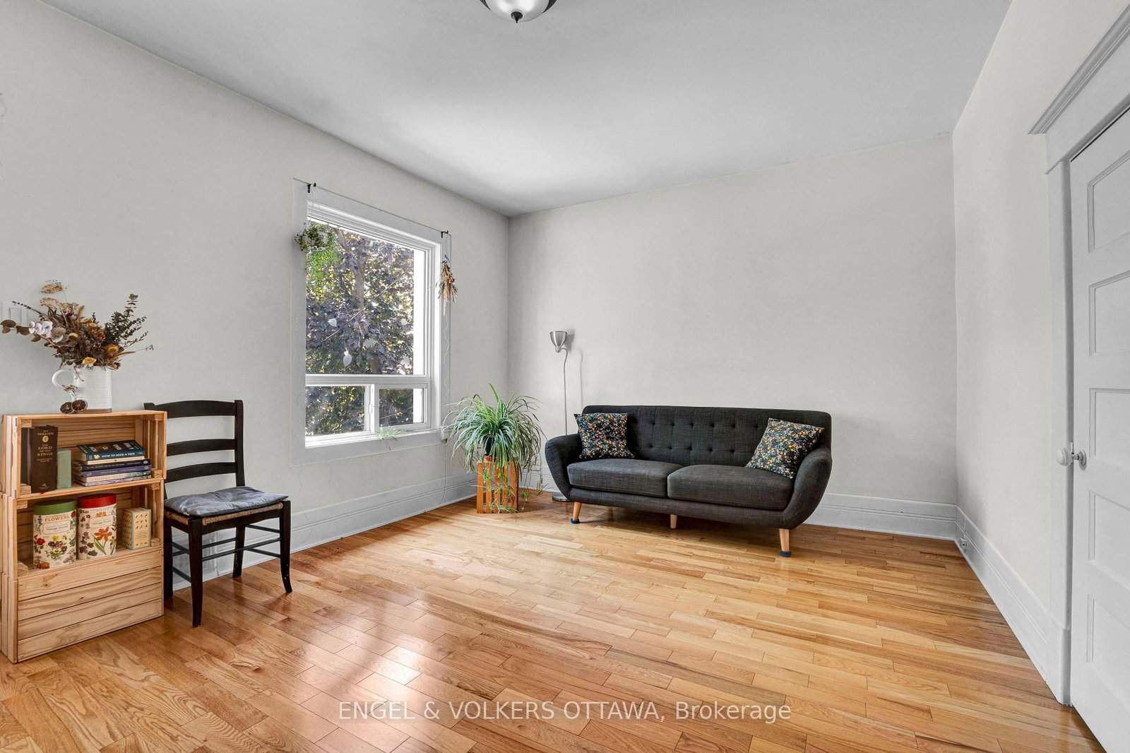 2 - 172 Ivy Crescent, Ottawa 3