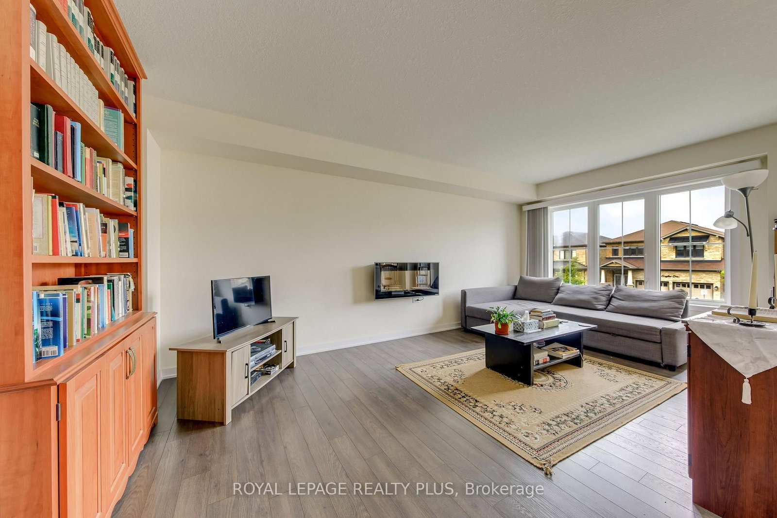 68 Crafter Crescent • Hamilton, ON photo 6