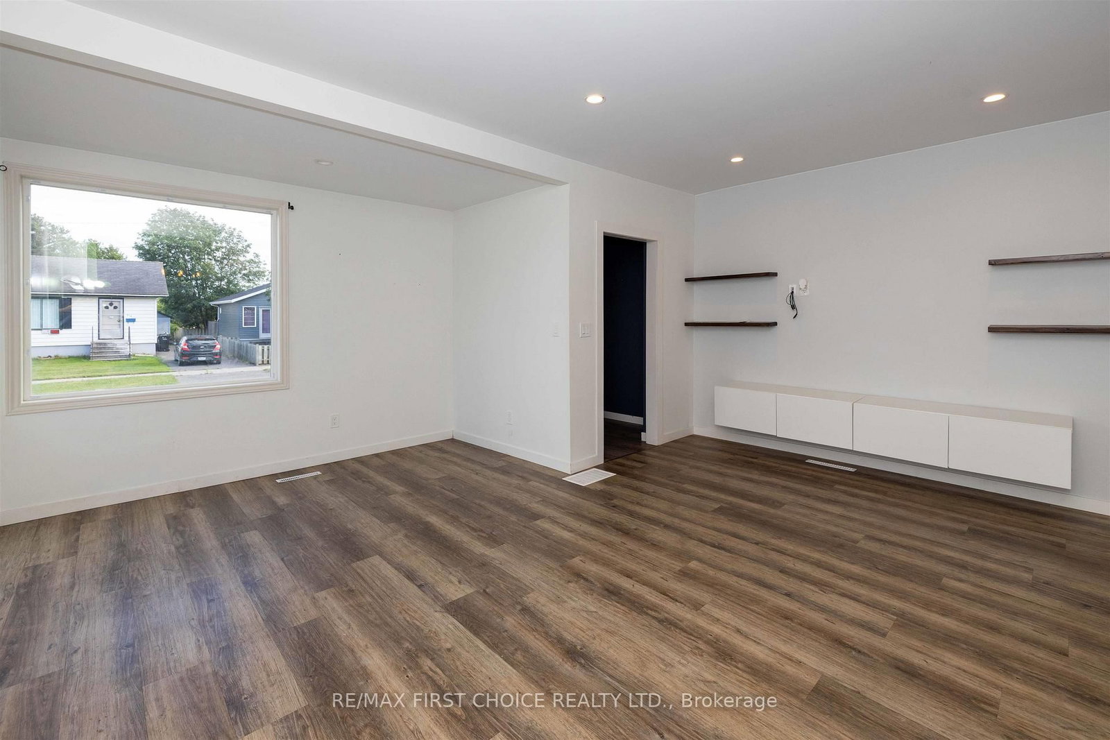 513 Christina Street E • Thunder Bay, ON photo 6