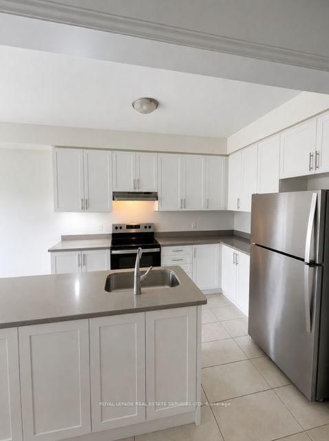 56 - 166 Deerpath Drive 4