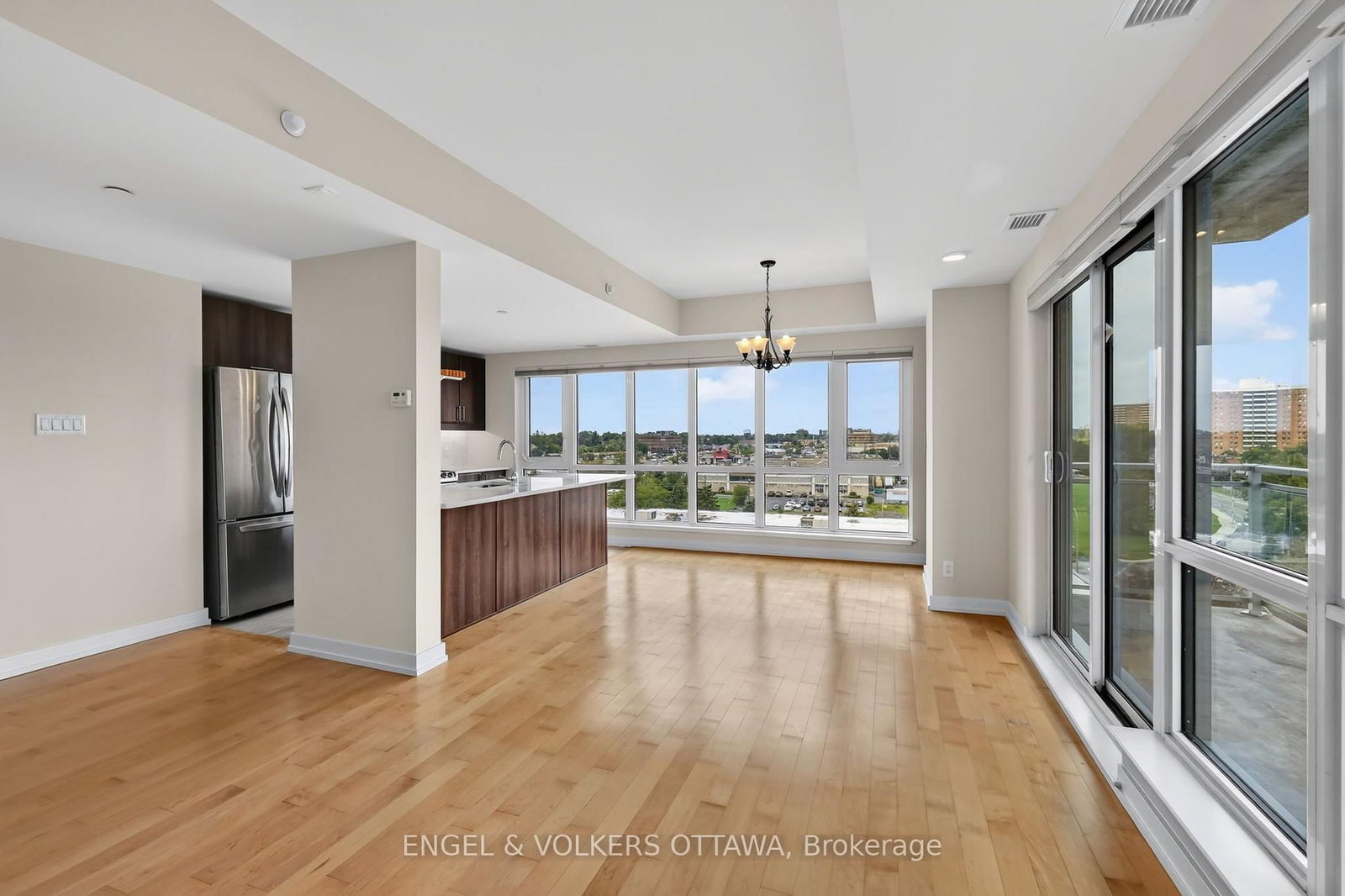 330 Titan Private • #711 • Ottawa, ON photo 24