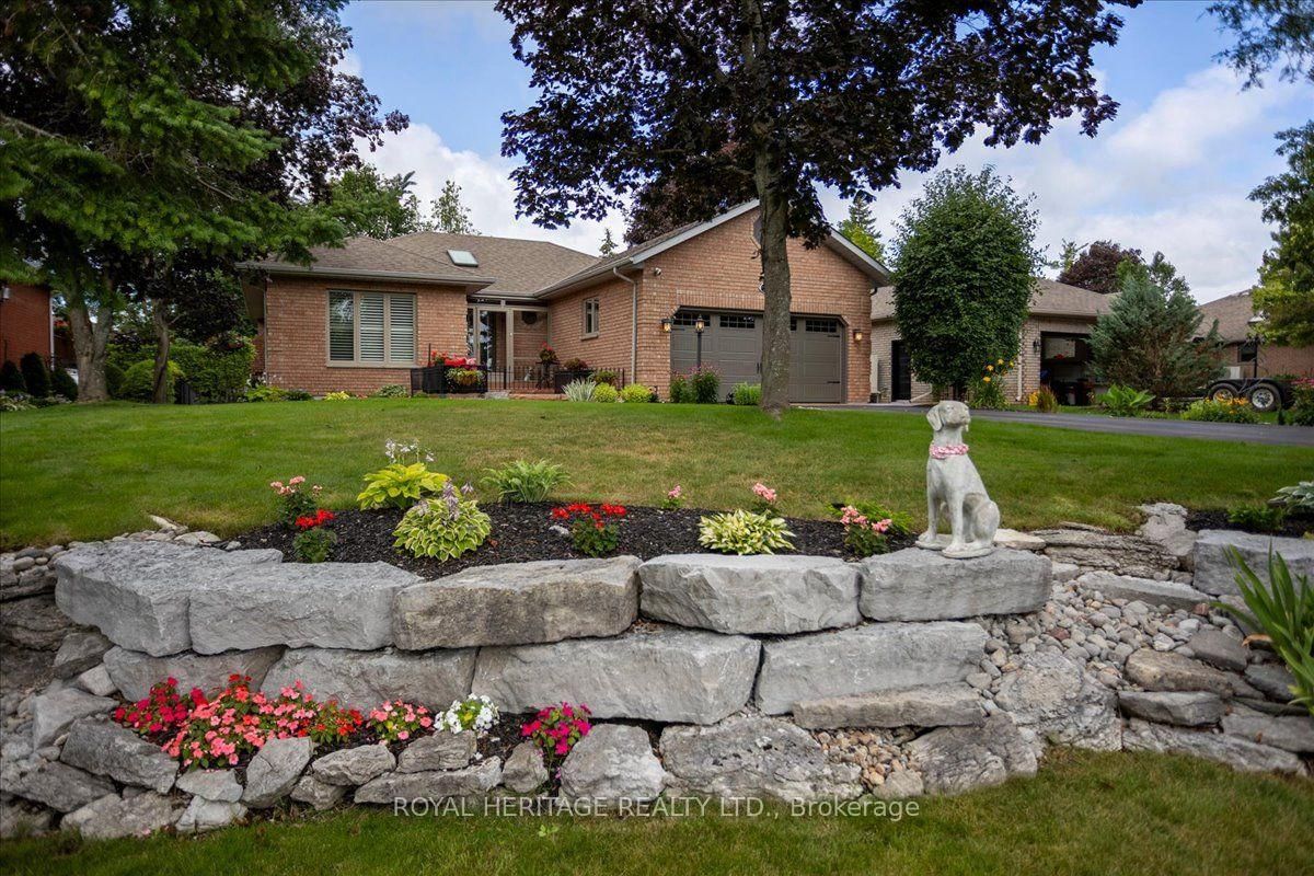 73 Navigators Trail • Kawartha Lakes, ON photo 1