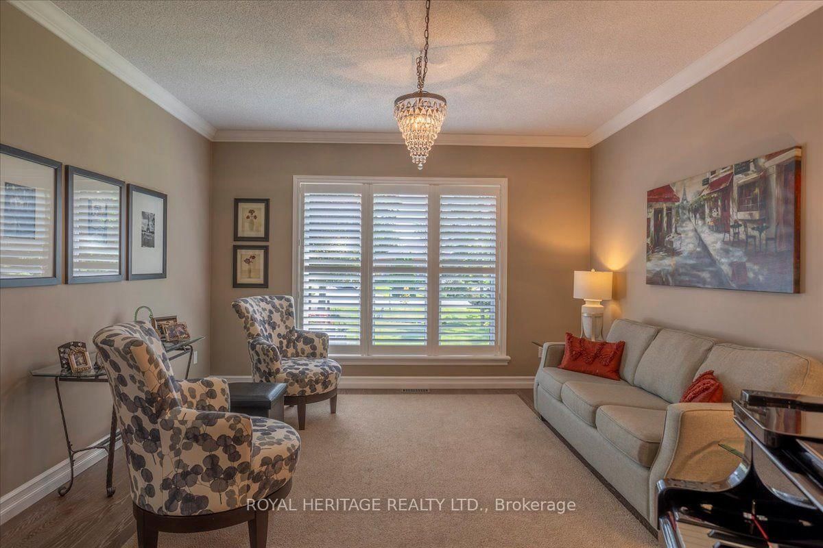 73 Navigators Trail • Kawartha Lakes, ON photo 4