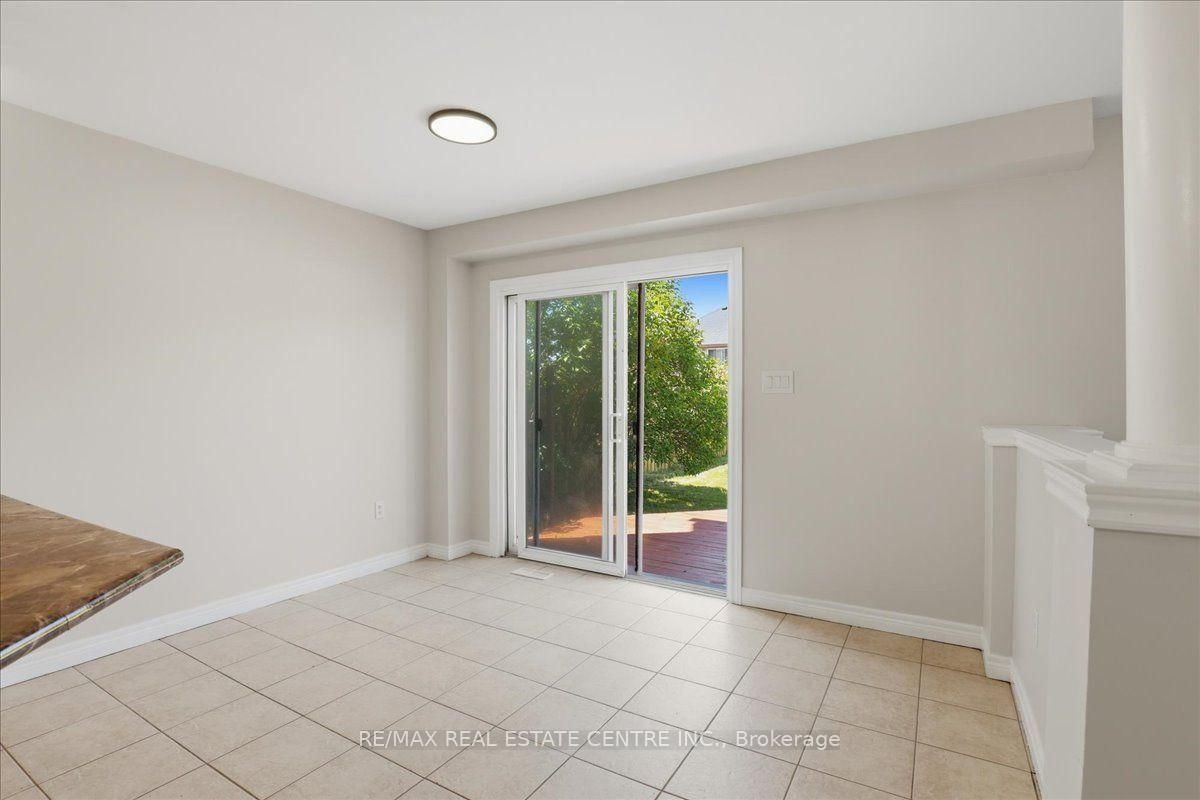 43 Decaro Crescent • Cambridge, ON photo 10