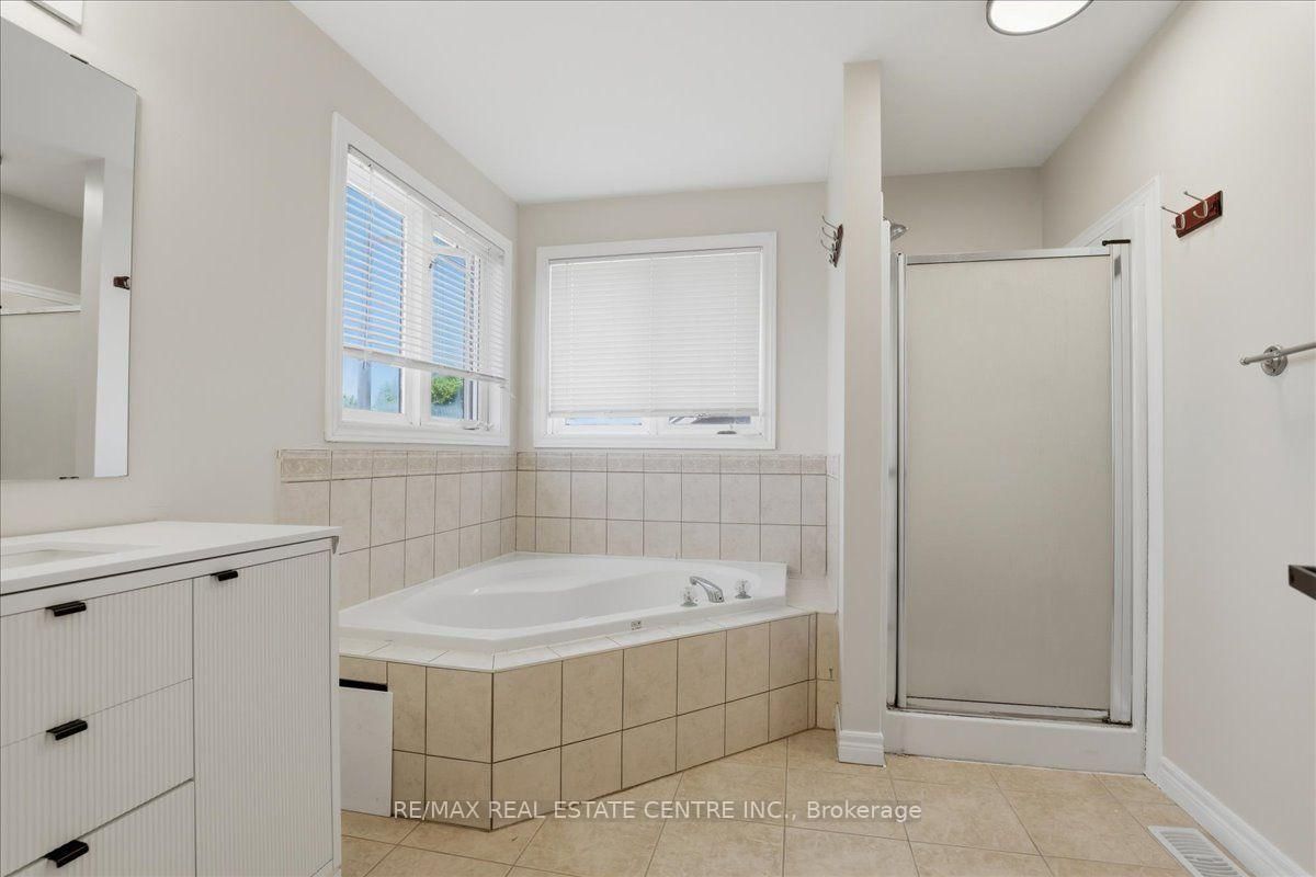 43 Decaro Crescent • Cambridge, ON photo 24
