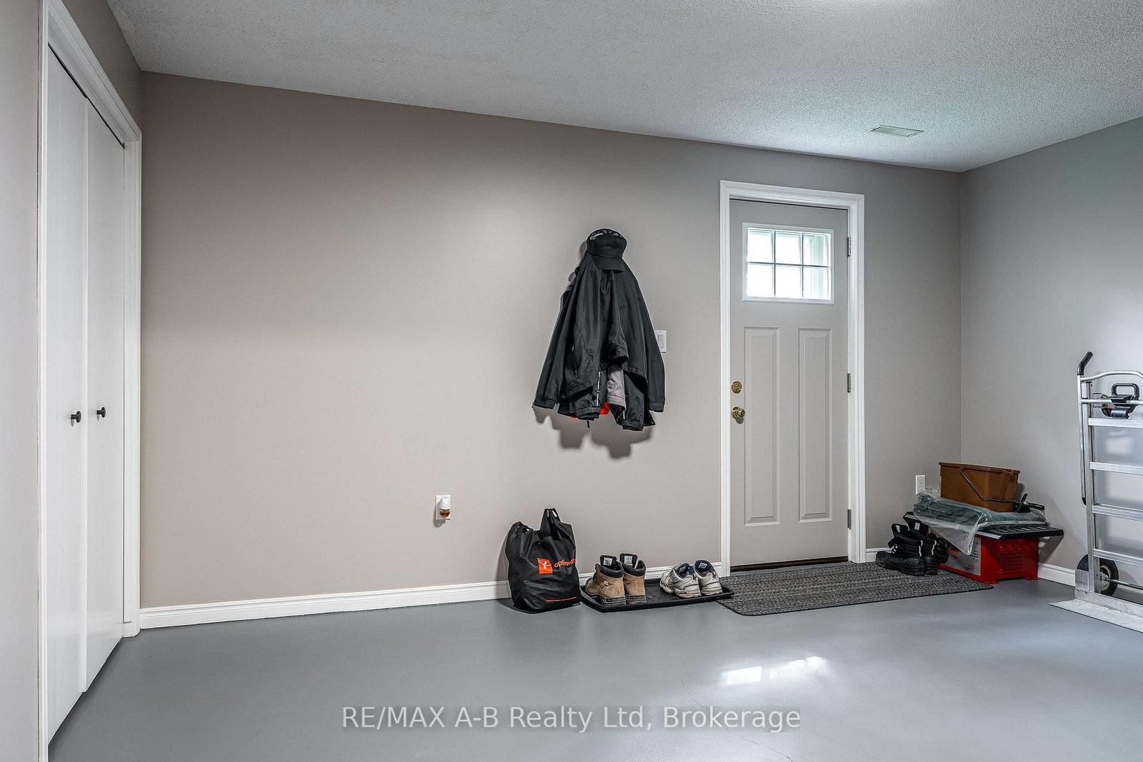 6 Hillside Court • St. Marys, ON photo 36