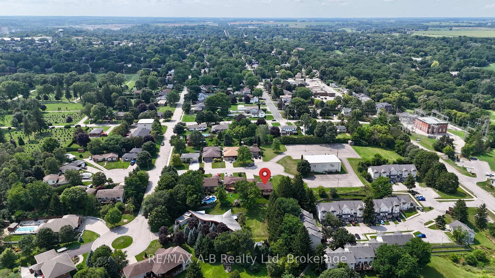 6 Hillside Court • St. Marys, ON photo 47