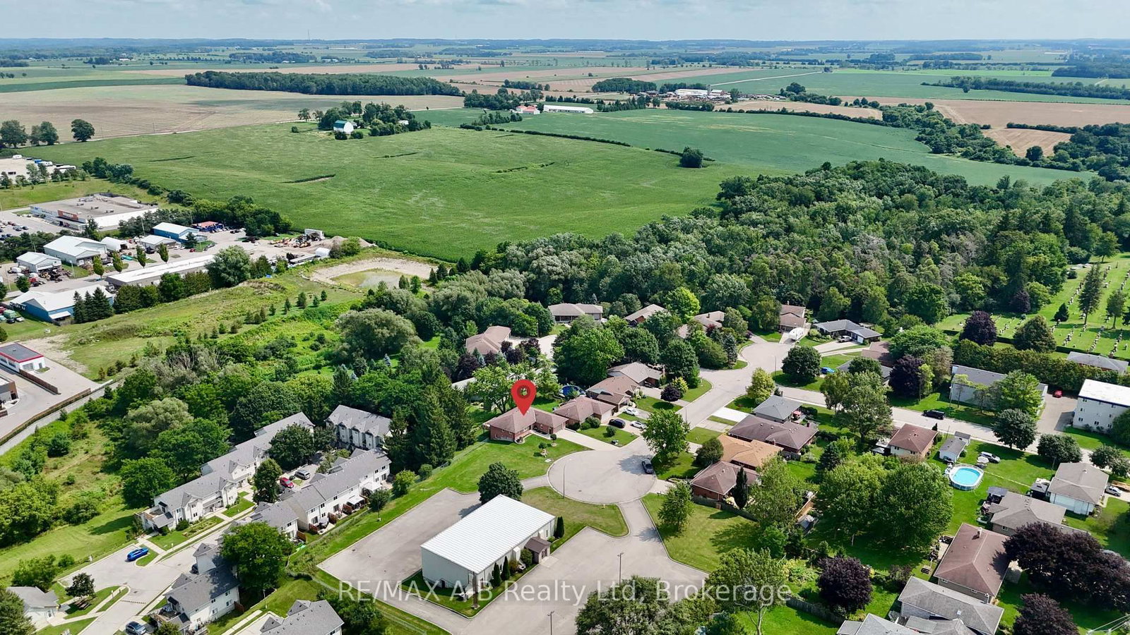 6 Hillside Court • St. Marys, ON photo 48