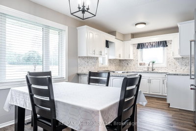 6 Hillside Court • St. Marys, ON photo 9