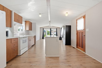4581 Rachel Lane • Lincoln, ON photo 4