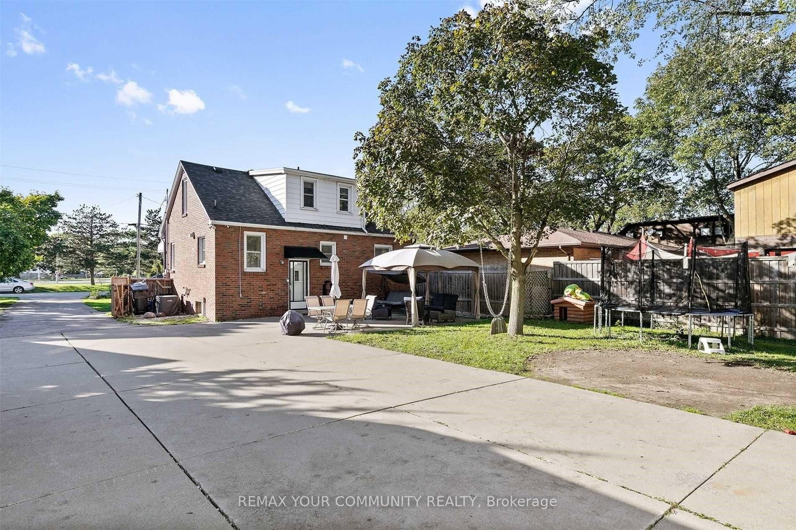 4276 Howard Avenue • Windsor, ON photo 28