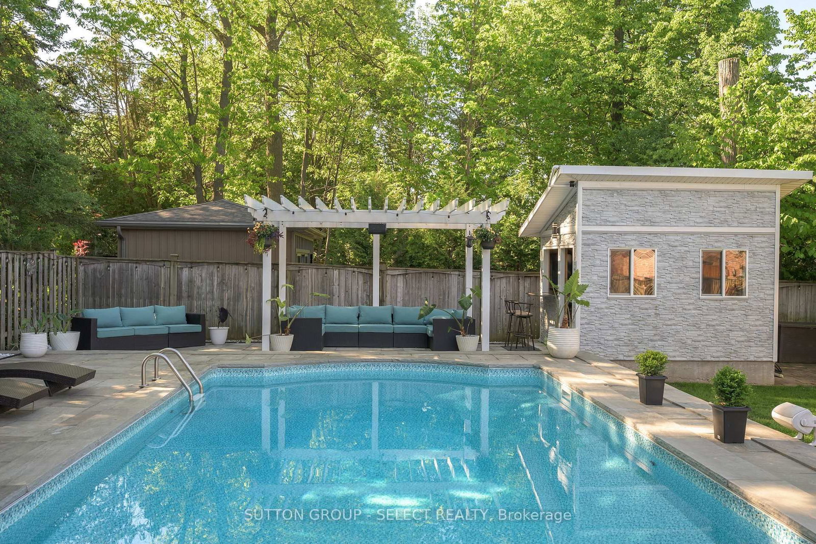 135 Plane Tree Drive - Photo 39