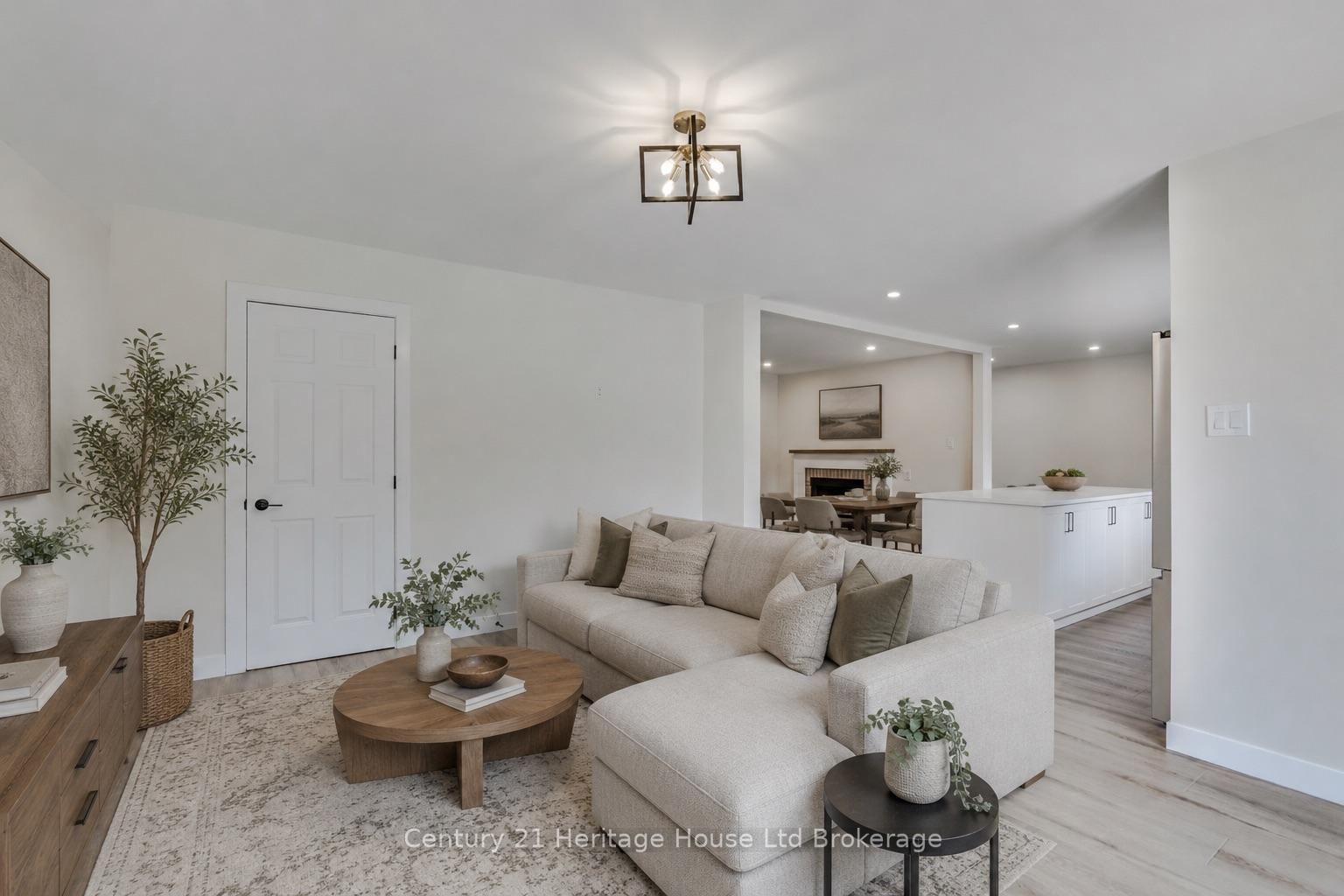 98 Maud Street • Woodstock, ON photo 16